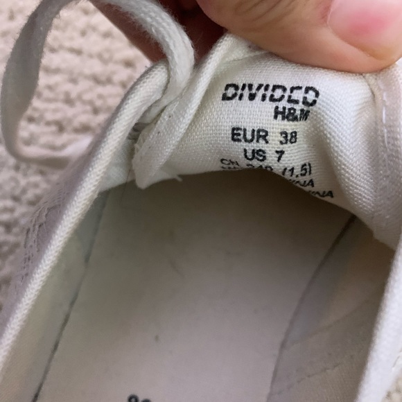 Crochet platform sneakers - Picture 3 of 4